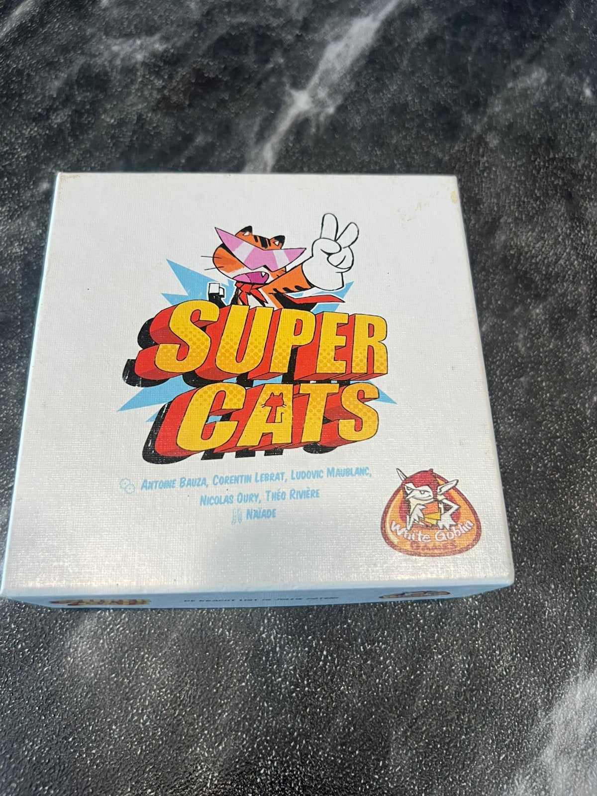 White Goblin Games Super Cats, Ophalen of Verzenden, Zo goed als nieuw