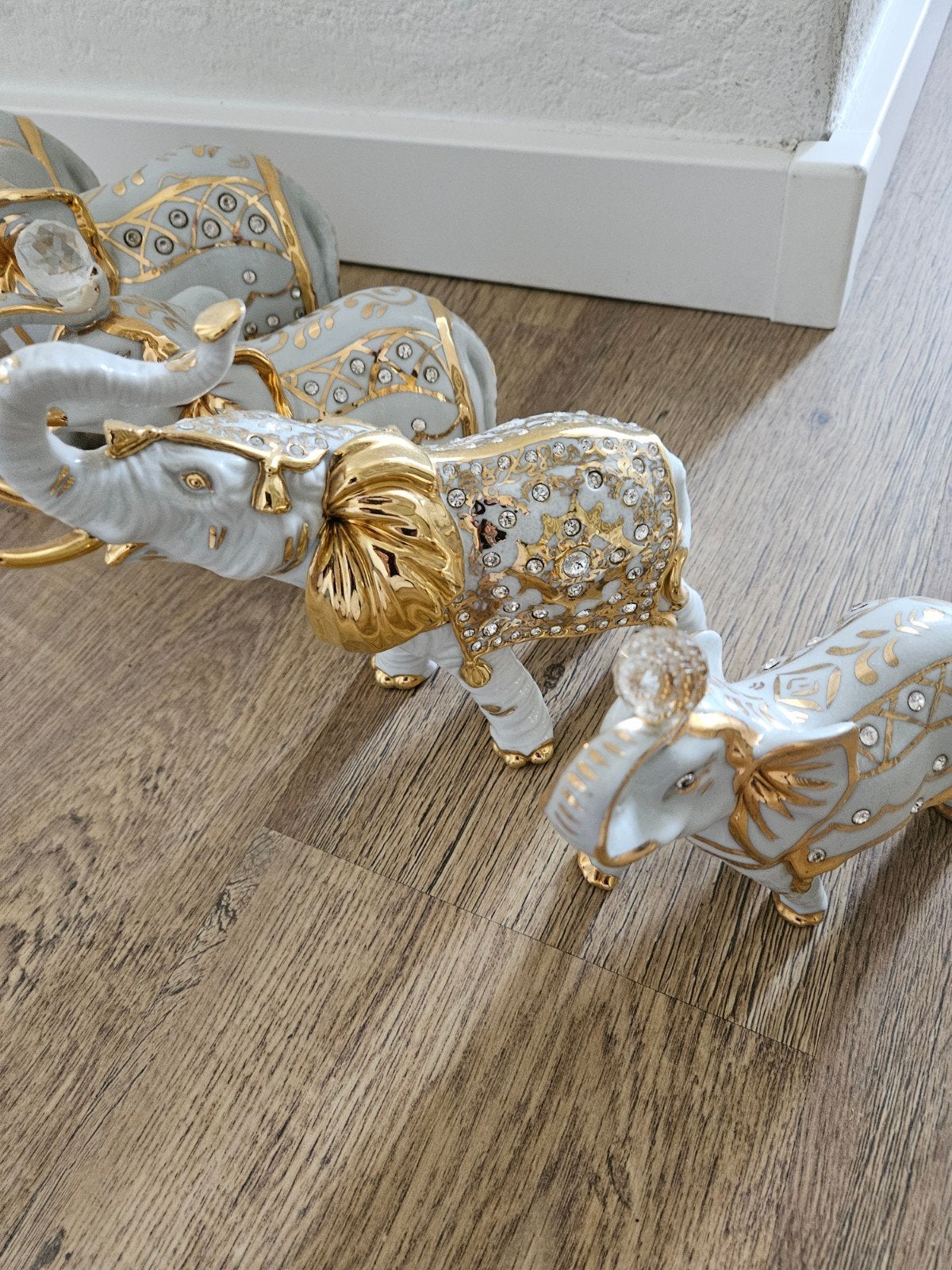 5 Capodimonte Olifanten Beeldjes - Grijs met Goud en Kristal, Ophalen, Gebruikt, Klassiek, Grijs