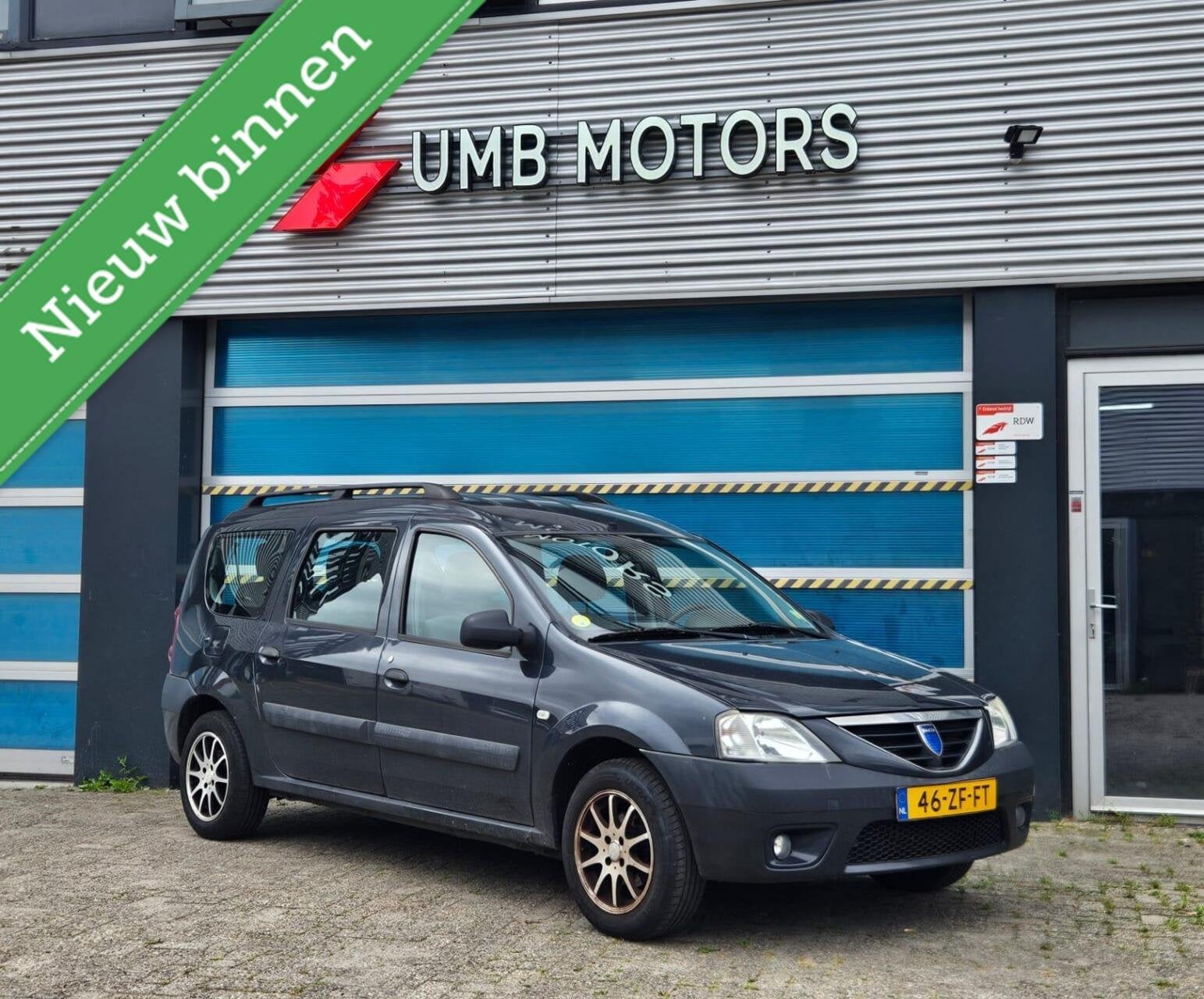 Dacia Logan MCV 1.6-16V Blackline 7persoons AIRCO Rijdt Top, Auto's, Dacia, Bedrijf, Te koop, Logan MCV, ABS, Airbags, Airconditioning