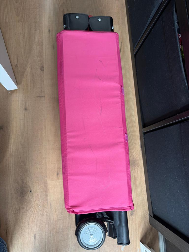 Roze campingbedje van prenatal Gebruikt maar in goede staat, Ophalen, Gebruikt, Jongetje of Meisje, Overige typen
