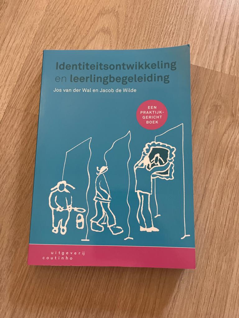 Identiteitsontwikkeling en leerlingbegeleiding - Praktijkboe, Ophalen of Verzenden, Gamma, Gelezen, HBO