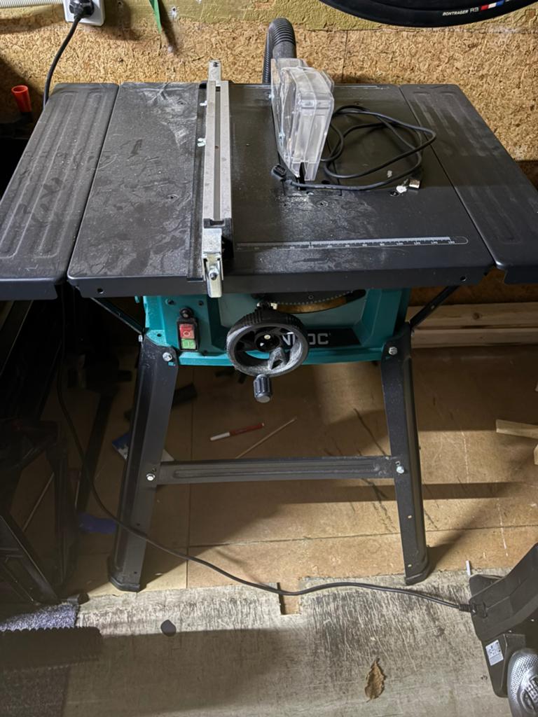 Vonroc zaagtafel (1x gebruikt), Ophalen, 1200 watt of meer, Cirkelzaag, 70 mm of meer