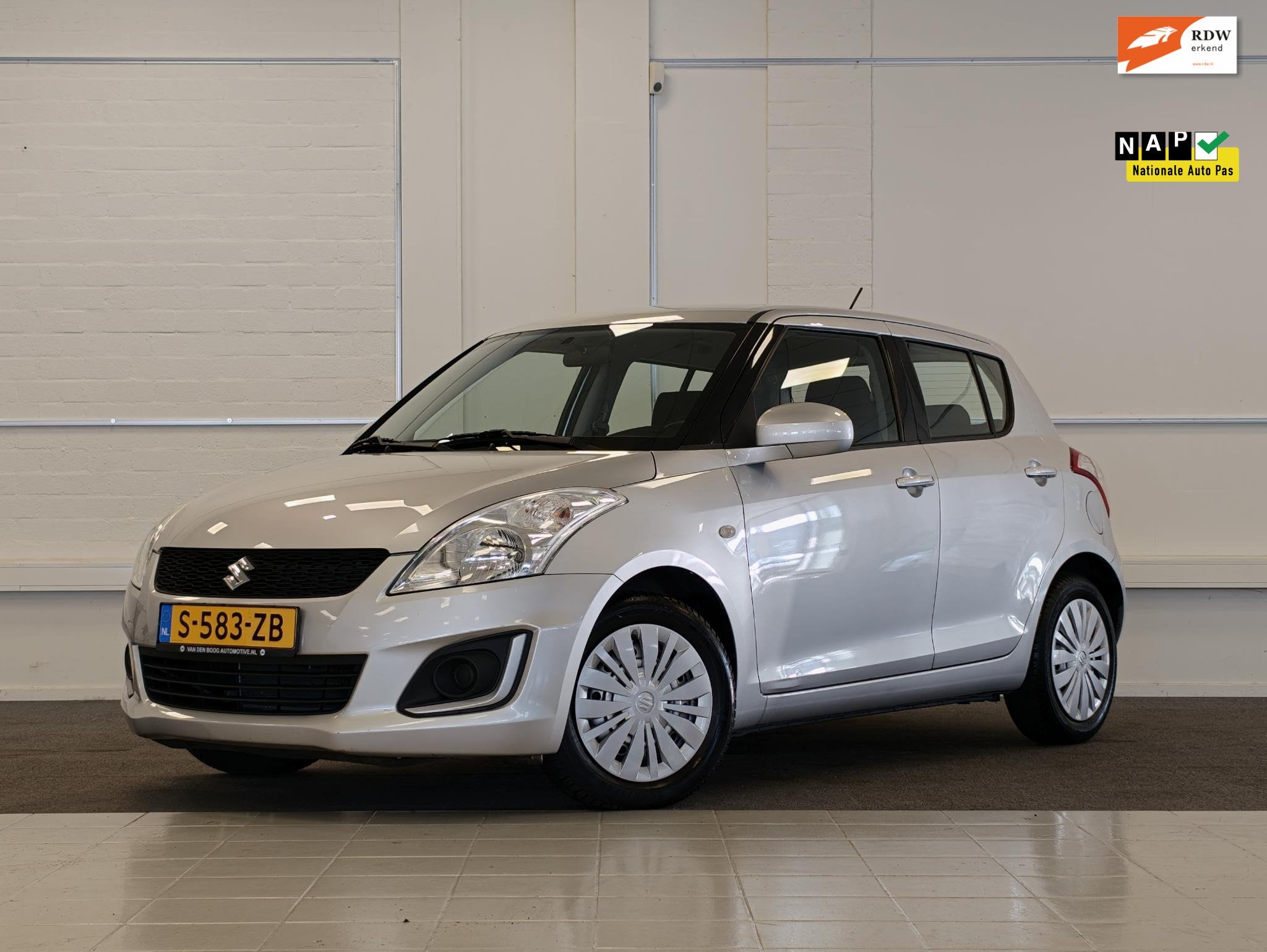 Suzuki Swift 1.2 Comfort EASSS Allseason Airco 5Pers., Euro 5, Stof, Gebruikt, 4 cilinders
