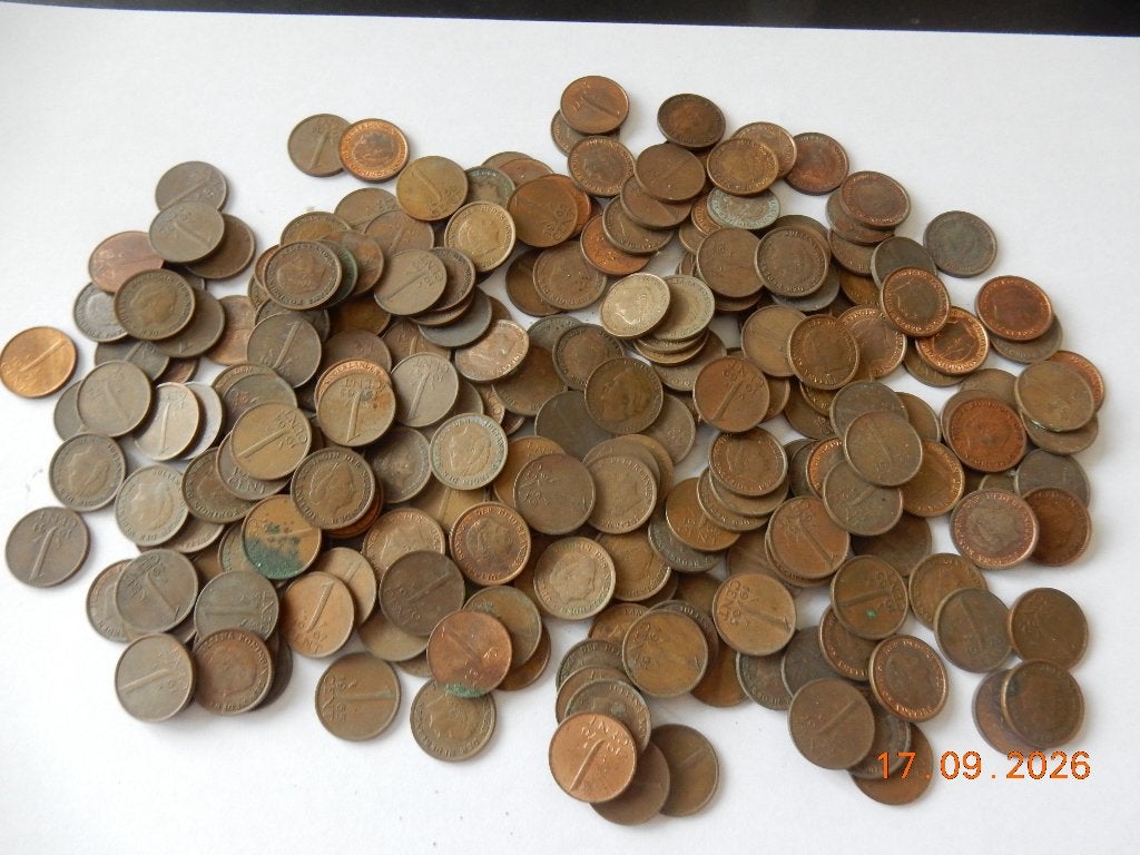 240 centen uit periode Wilhelmina en Juliana   div. jaren, Ophalen of Verzenden, Koningin Juliana, 1 cent, Losse munt