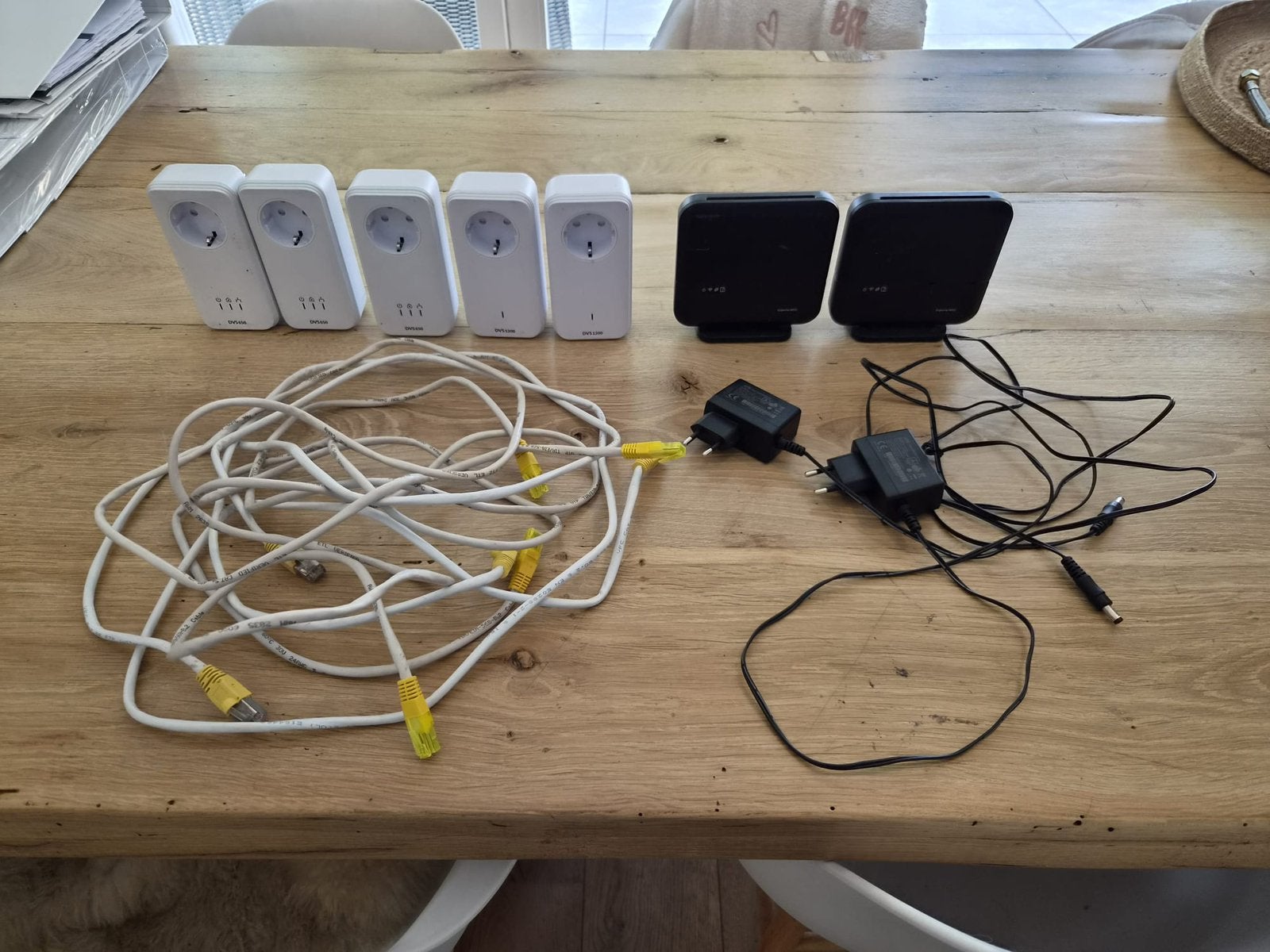 KPN DVS650 / DVS1200 + 2x Experia WiFi – complete set, Overige merken, Soundbar, Ophalen of Verzenden, Zo goed als nieuw