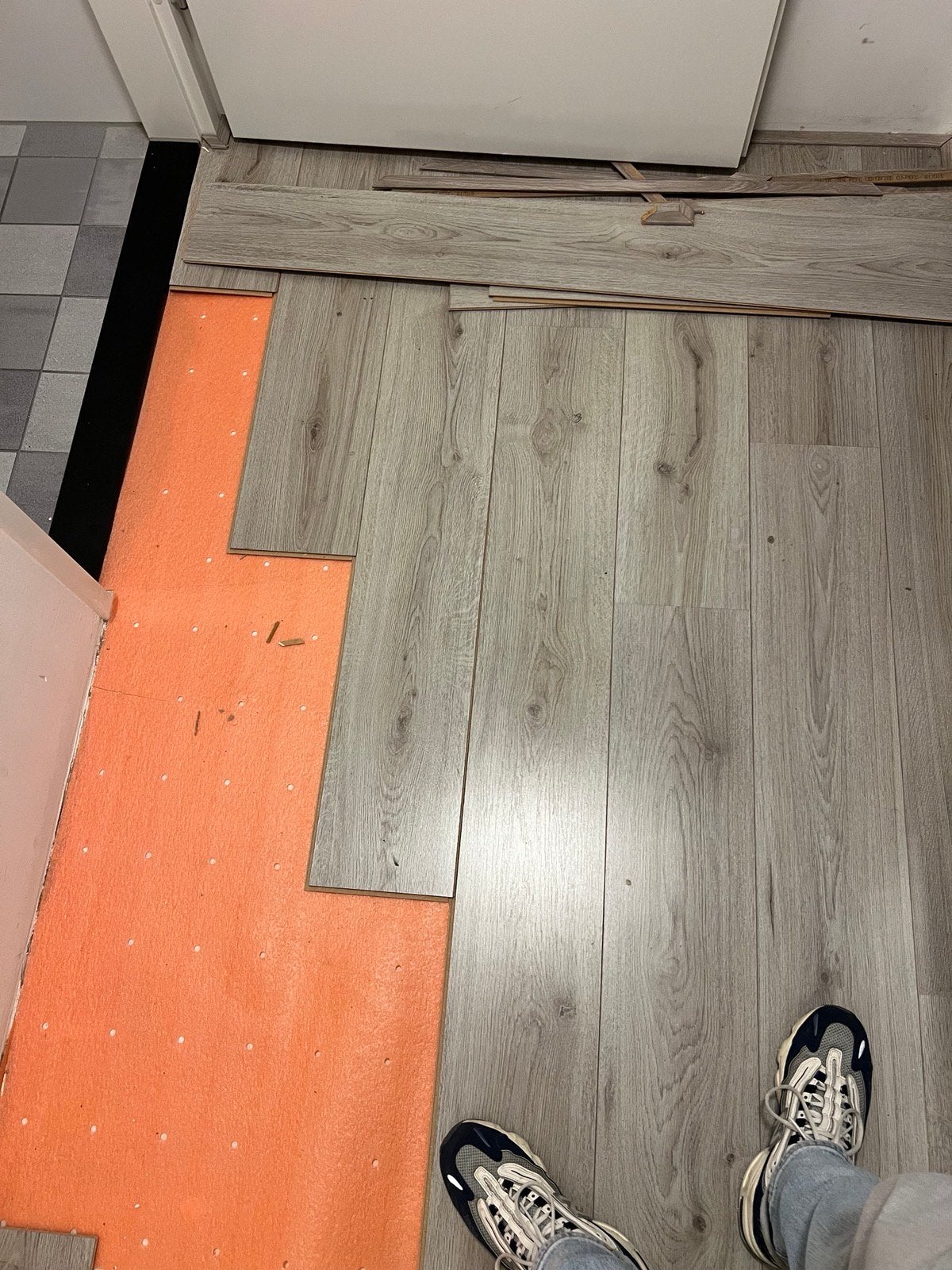 Laminaten vloer - GRATIS - zelf eruit halen, Ophalen, 50 tot 150 cm, Zo goed als nieuw, 10 m² of meer