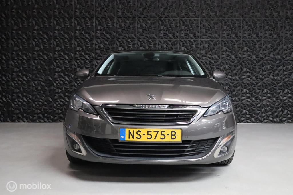 Peugeot 308 1.2 PureTech Allure | PANO | CAMERA | DODEHOEK |, Euro 6, 1199 cc, 610 kg, 49 €/maand