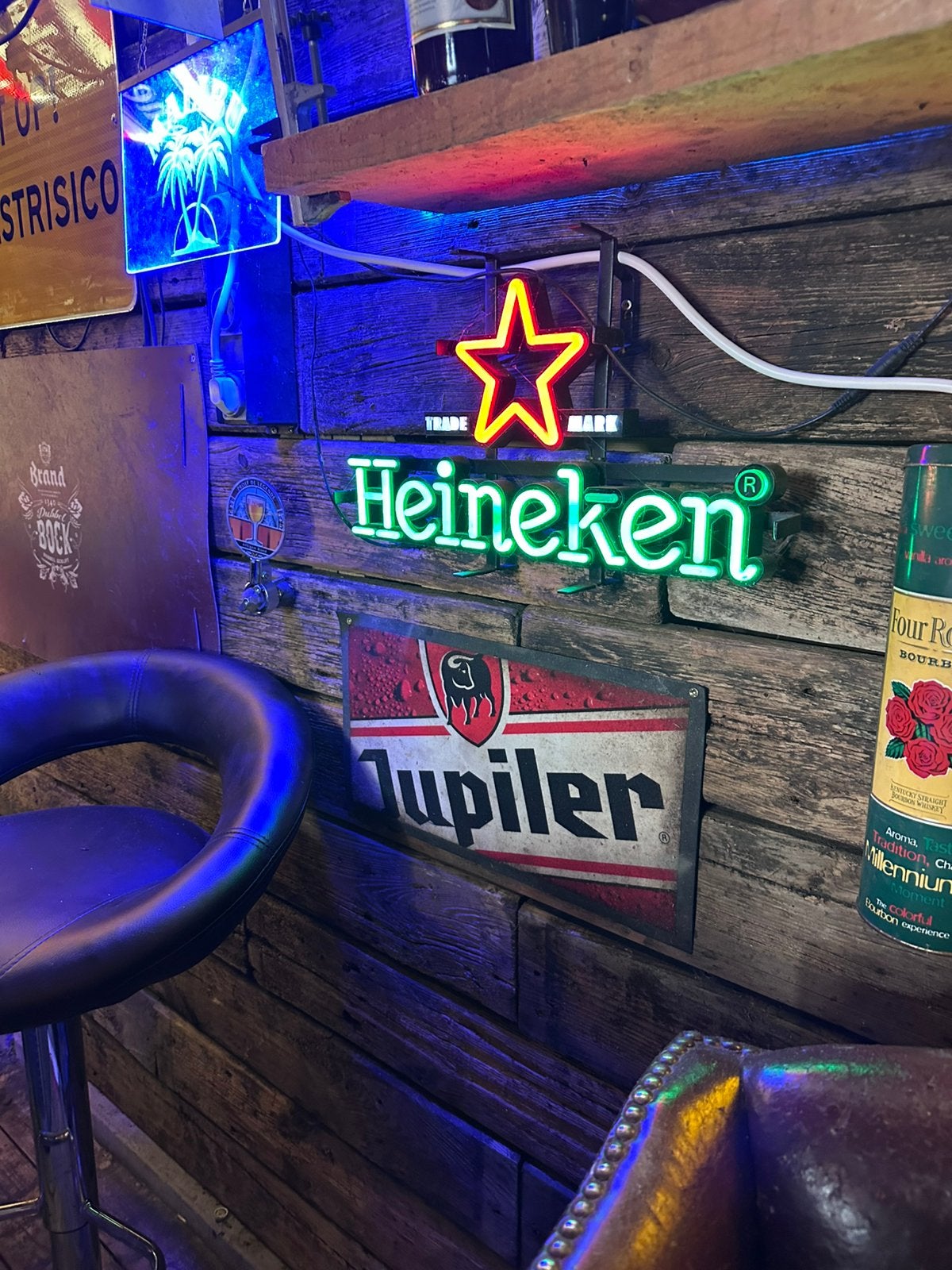 Prachtig Heineken neon reclame bord., Verzamelen, Ophalen of Verzenden, Zo goed als nieuw, Reclamebord, Plaat of Schild, Heineken