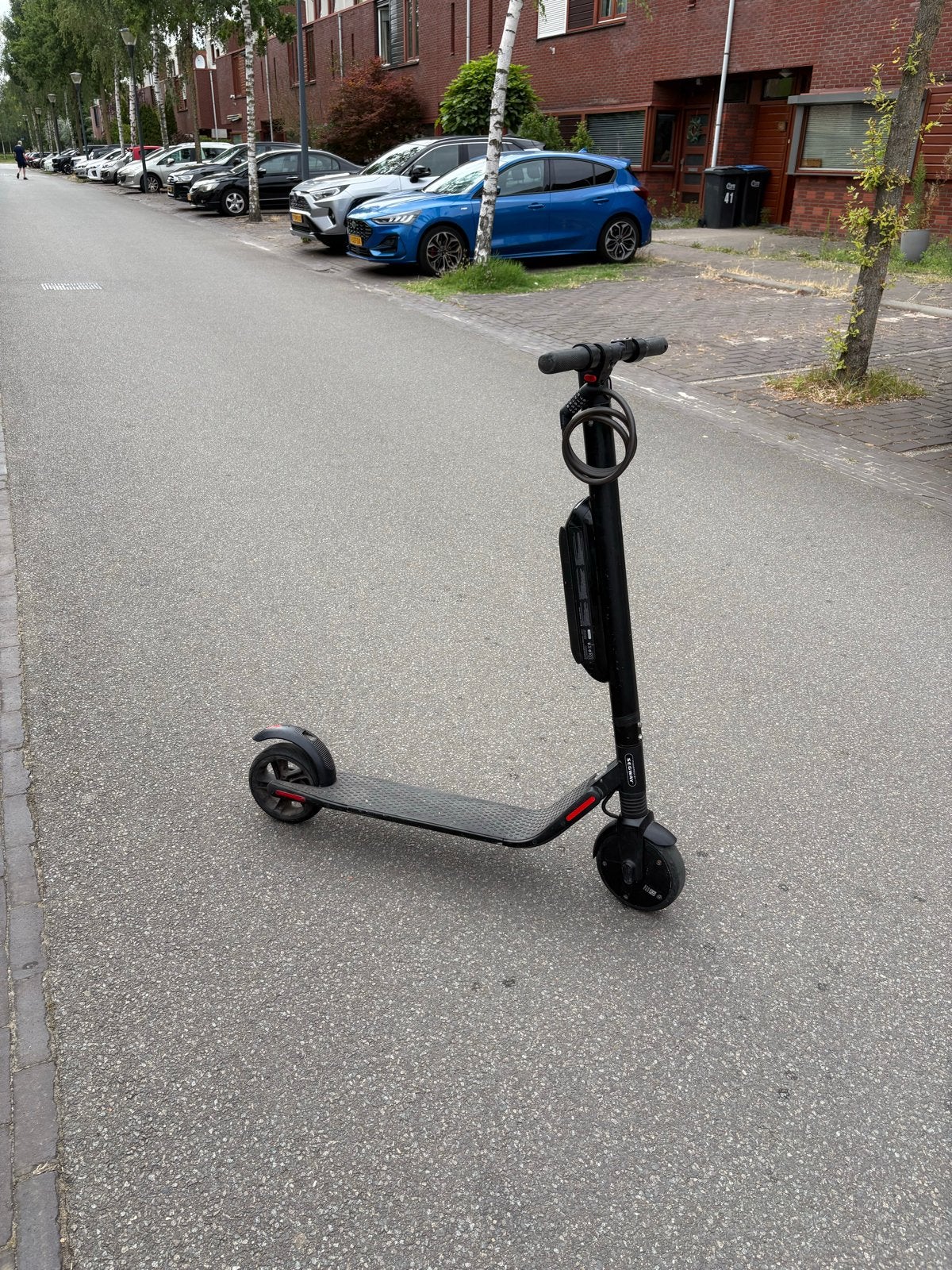 Ninebot elektrische step met dubbele accu (kapot moet weg), Ophalen of Verzenden, Gebruikt, Elektrische step (E-scooter)