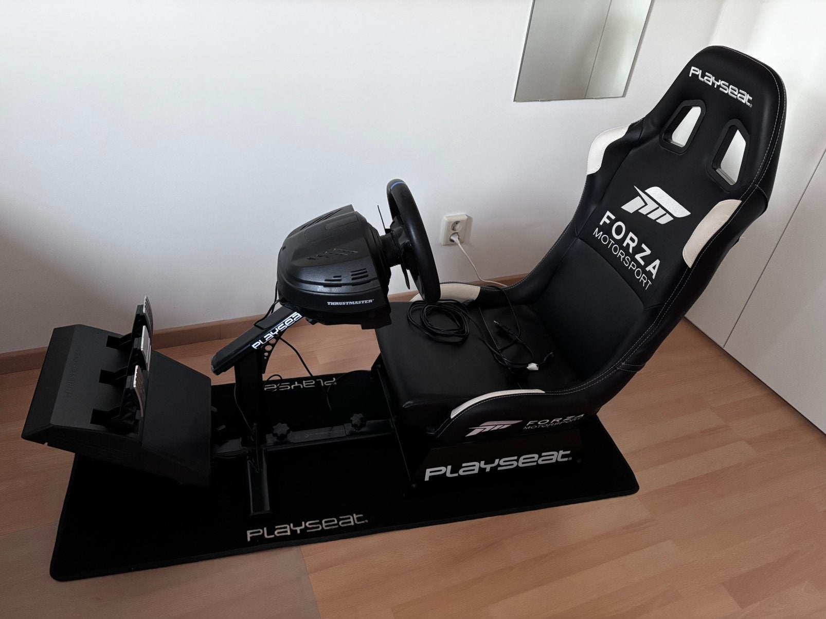 Playseat Evolution Forza met pedalen, stuur  T300RS GT + mat, Ophalen, Overige merken, Gebruikt