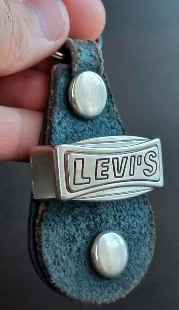 Vintage Levi's / Levis logo Riem gespen met leer, Kleding | Heren, Riemen en Ceinturen, Ophalen of Verzenden