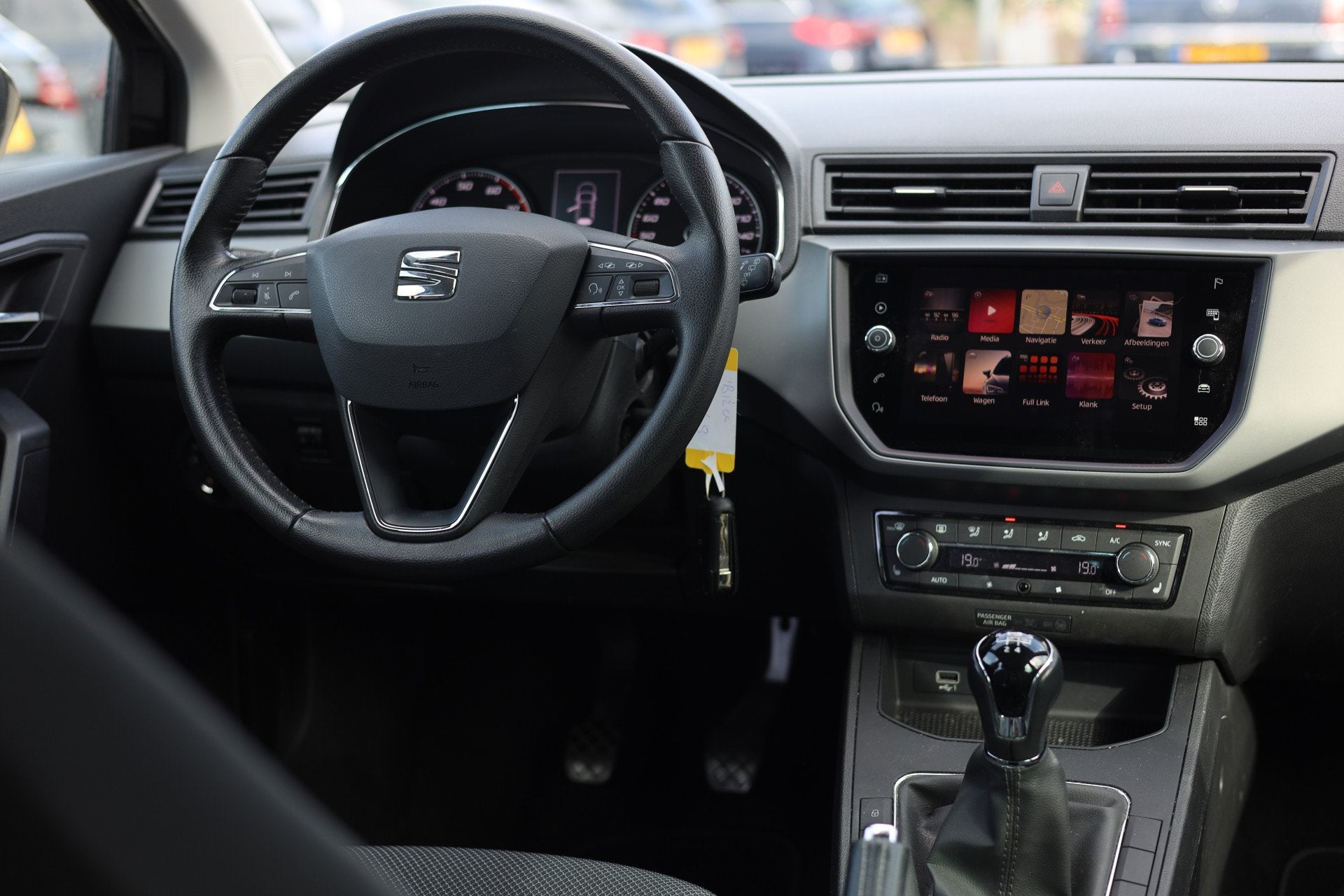 SEAT Ibiza 1.0 TSI FR I CARPLAY I CAMERA I TREKHAAK, Stof, Euro 6, Automatische klimaatregeling, Bedrijf