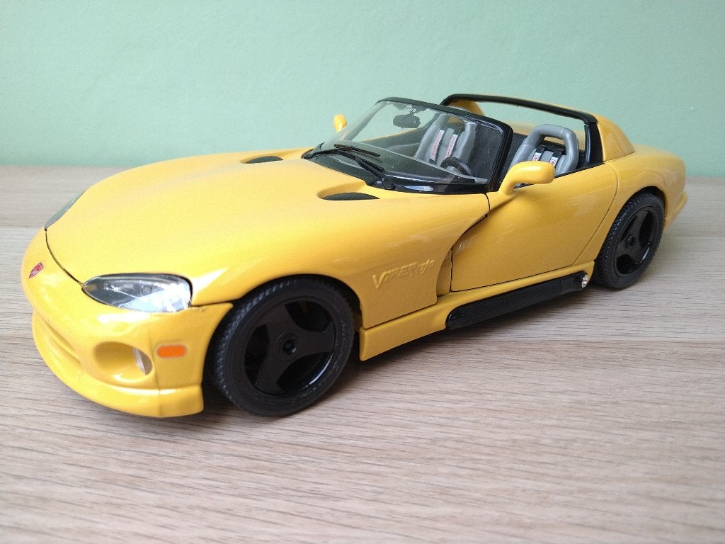 Dodge Viper Bburago Geel / Yellow 1:18, Ophalen of Verzenden, Zo goed als nieuw, Auto, Bburago