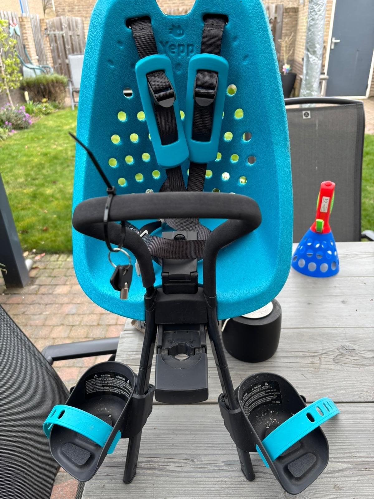 Yepp fietsstoeltje voor kinderen - Blauw, Ophalen, Gebruikt, Voorzitje, Voetsteuntjes