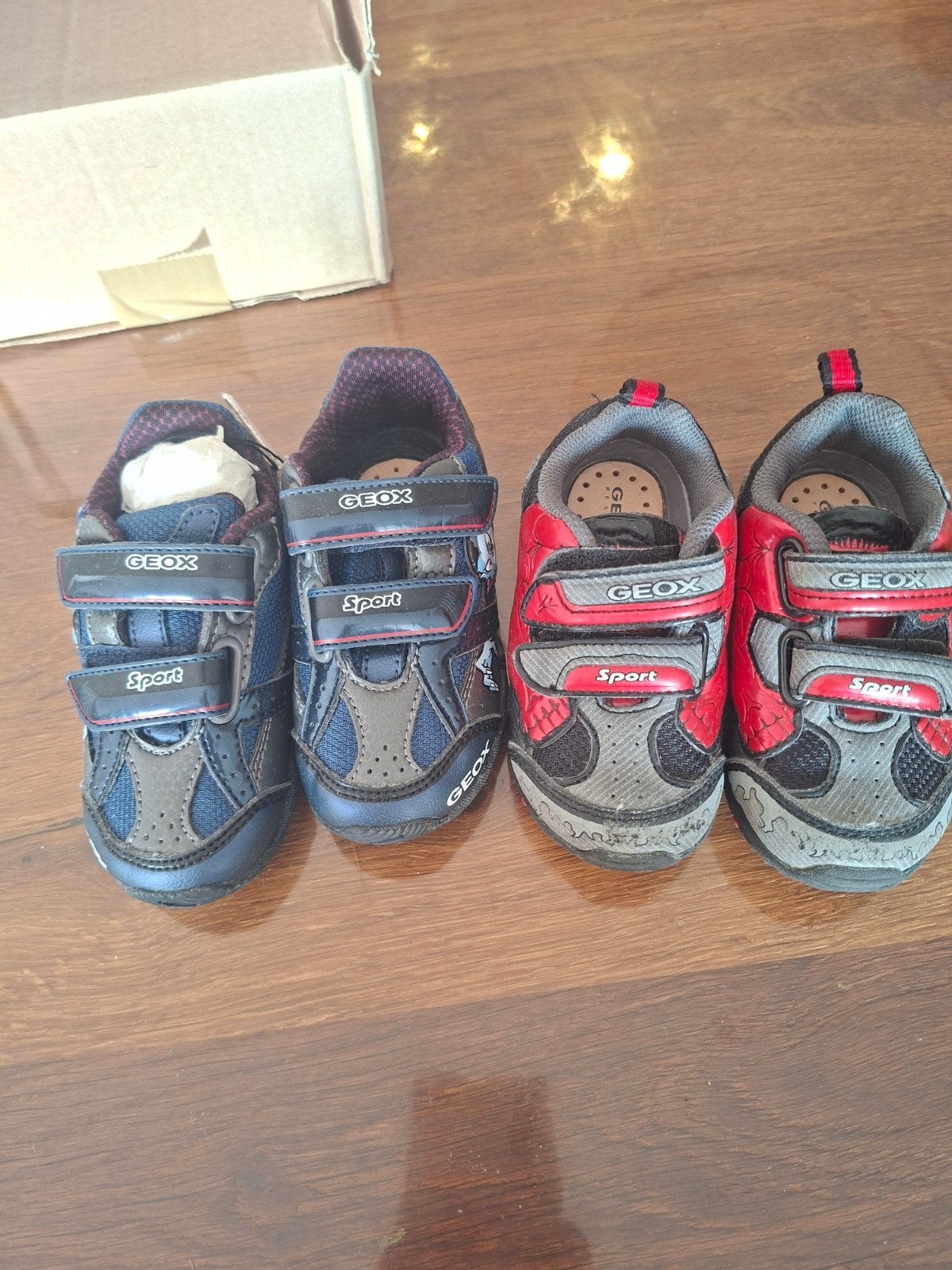 Geox Sportschoenen voor Jongens - Maat 21 en 22, Gebruikt, Via Feltrina Centro, 16, 31044 Montebelluna TV, Italië, Sportschoenen