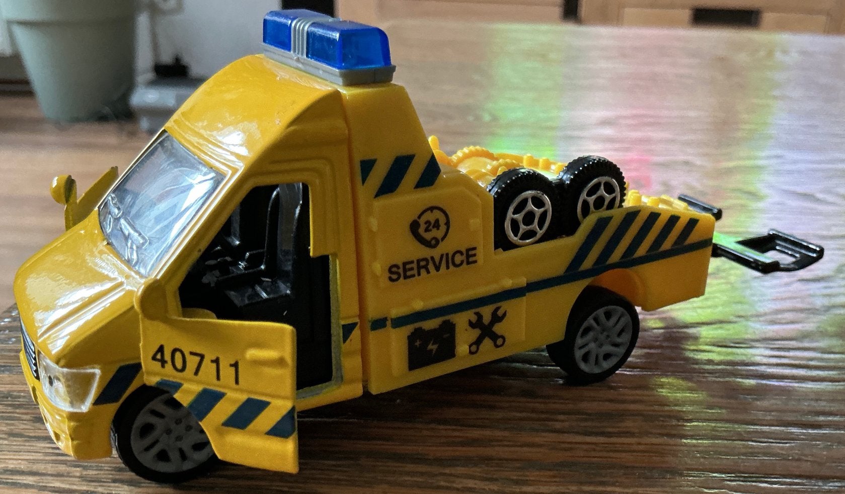 Takelwagen Sleepdienst met sirene en geluid 16 cm nu 2,50, Hobby en Vrije tijd, Ophalen, Gebruikt, Auto