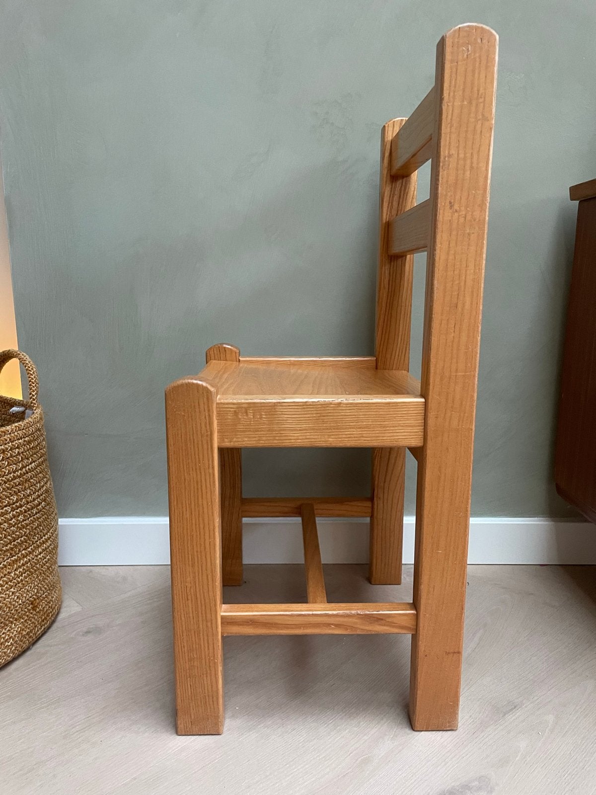Vintage houten kinderstoel Rolf Groep, Kinderen en Baby's, Kinderkamer | Tafels en Stoelen, Ophalen, Gebruikt, Stoel(en)