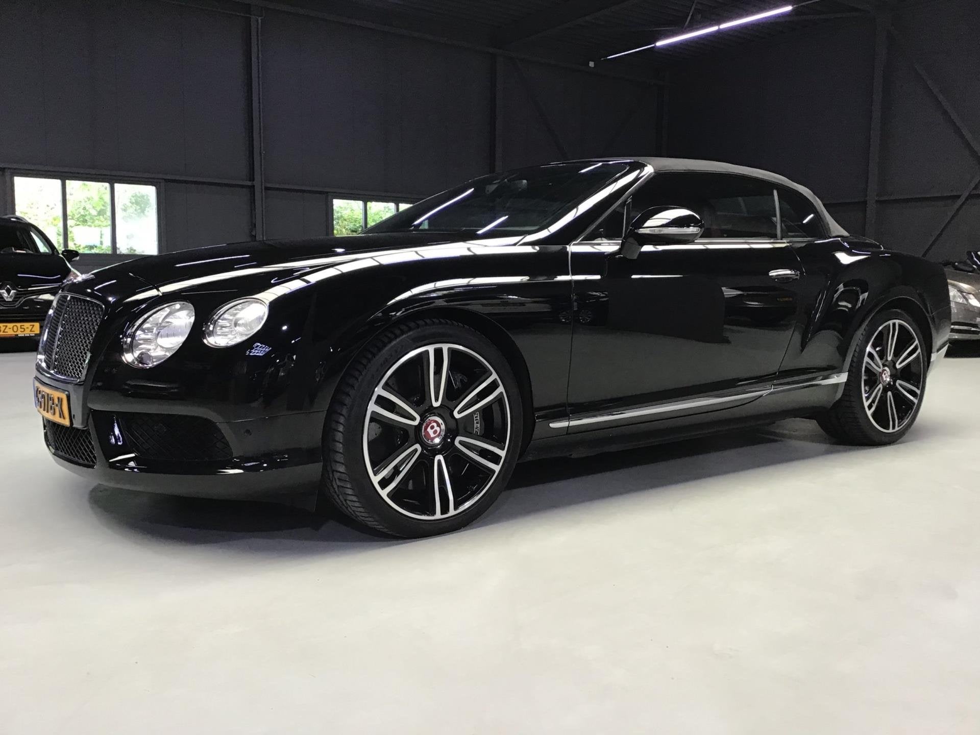 Bentley Continental GTC 4.0 V8 I Naim I Stoelmassage + verwa, Auto's, Euro 5, Gebruikt, Cabriolet, Zwart