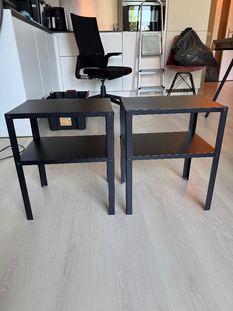 [INBOEDEL TE KOOP] IKEA bijzettafel – zwart (set van 2), Minder dan 55 cm, Gebruikt, Vierkant, Ophalen