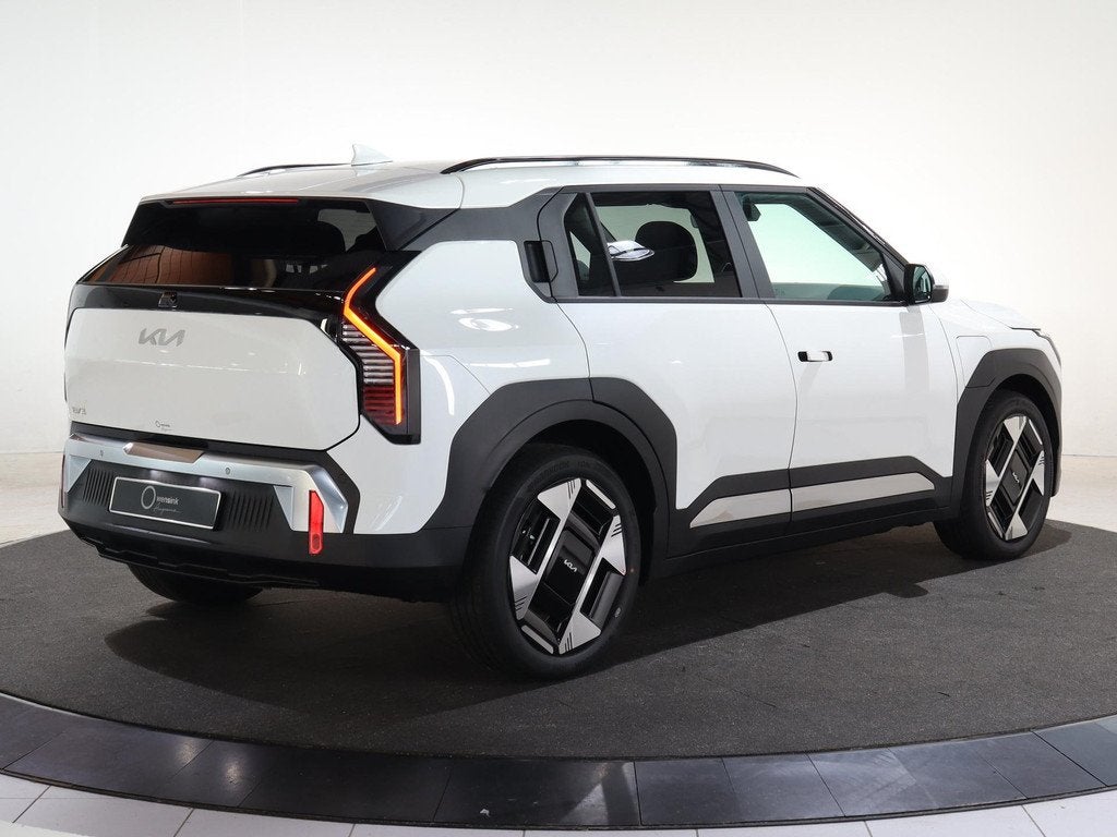 Kia EV3 Plus Advanced 81.4 kWh | SOH 100% | Panoramaschuifda, Auto's, Kia, Wit, Origineel Nederlands, 204 pk, 1000 kg