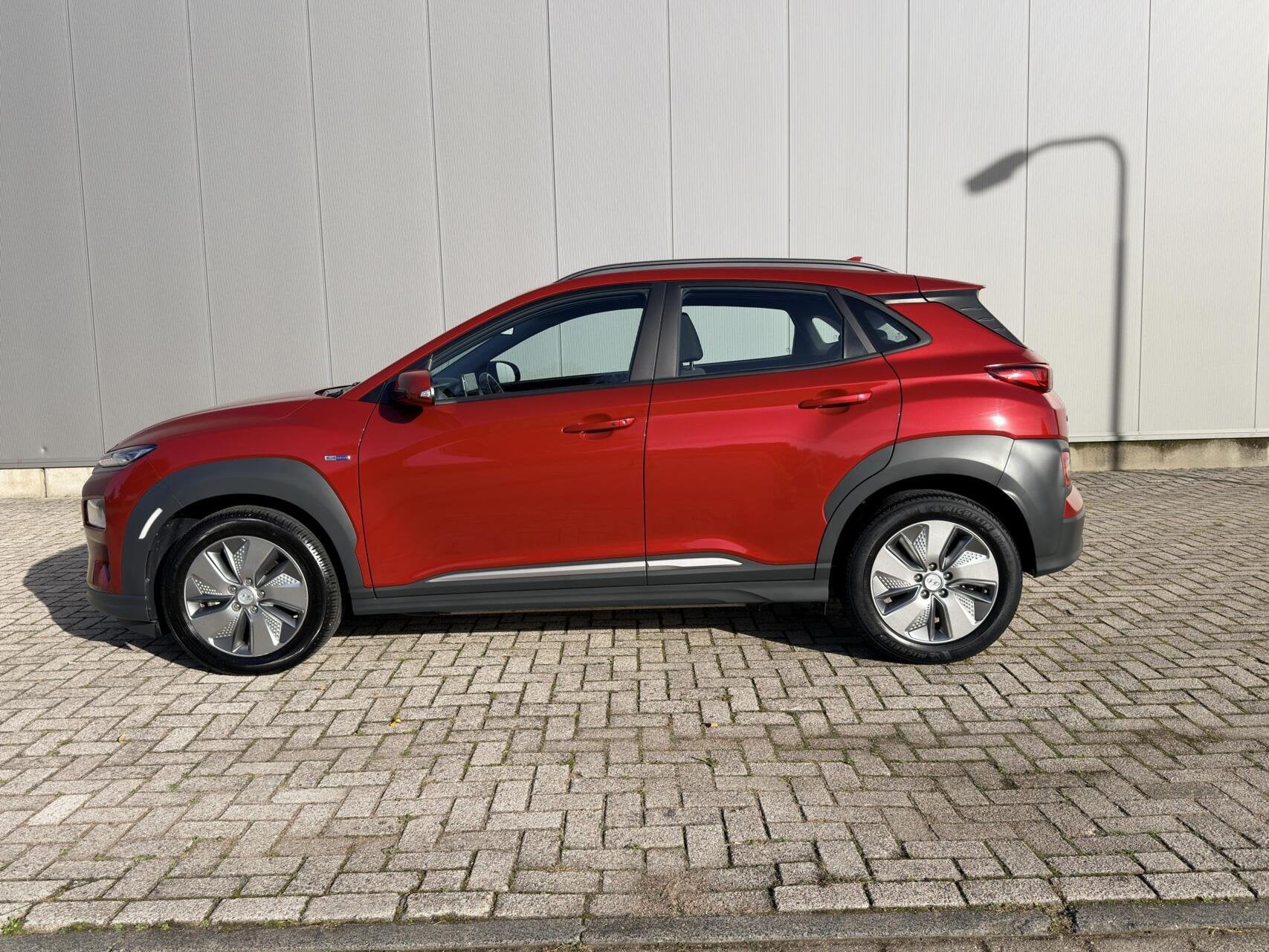 Hyundai Kona EV Fashion 39 kWh 1e eig|Unieke tellerstand|Car, Gebruikt, Met garantie (alle), Origineel Nederlands, 39 kWh