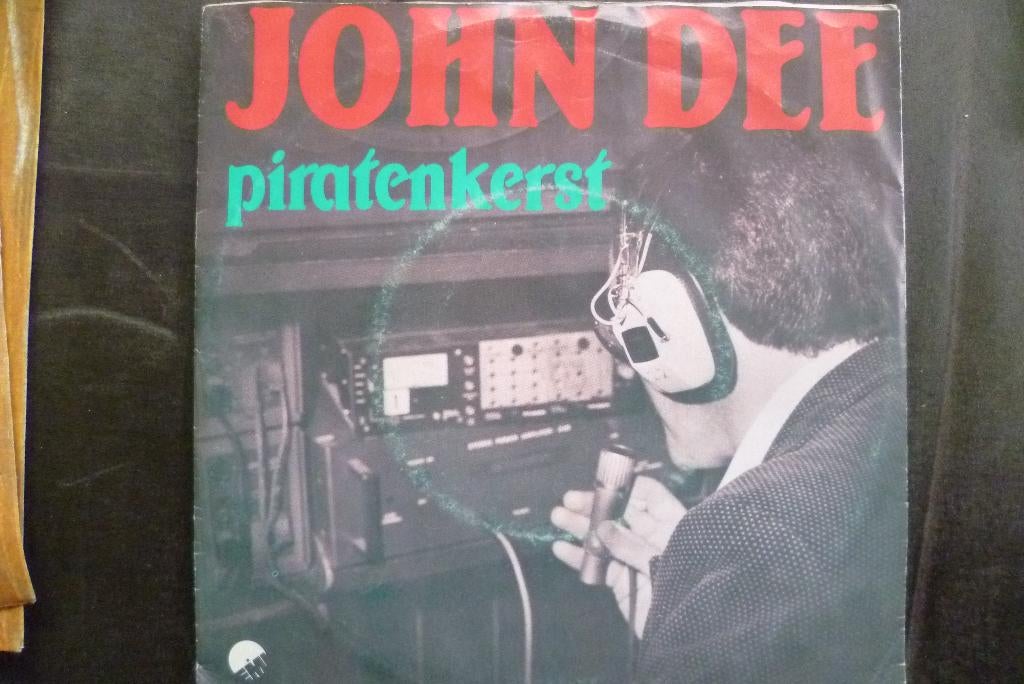 john dee - piratenkerst, 7 inch, Single, Ophalen of Verzenden, Zo goed als nieuw