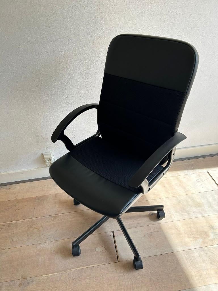 Bureaustoel - IKEA Renberget, Huis en Inrichting, Bureaustoelen, Gebruikt, Bureaustoel, Zwart, Ophalen