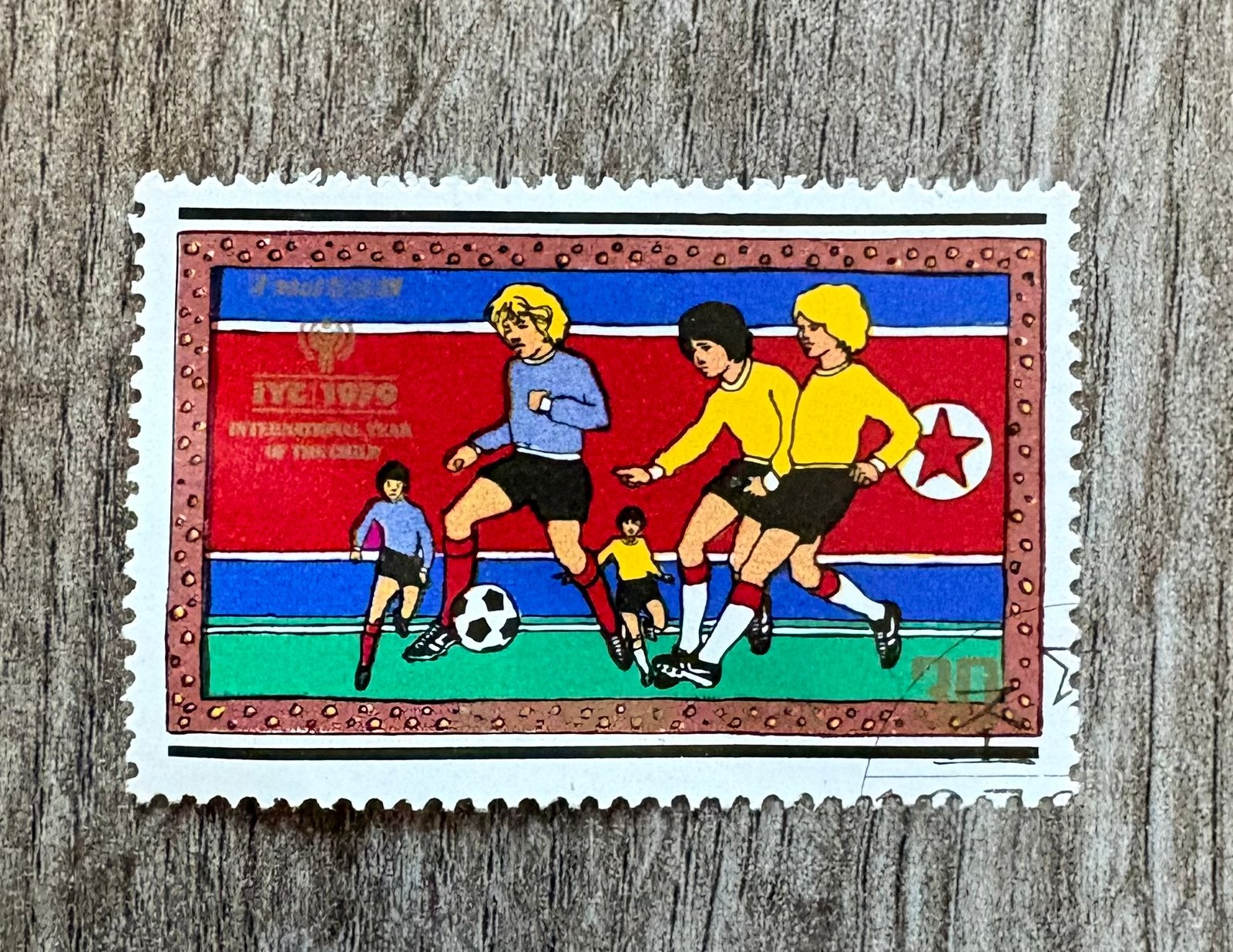 Het Jaar Van Het Kind: Postzegel Noord-Korea, Ophalen of Verzenden