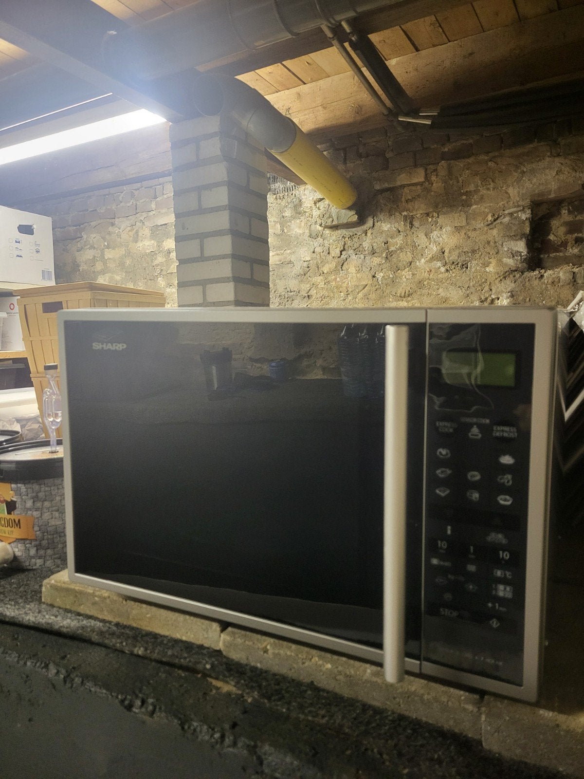 Sharp R961INW Combimagnetron met Grill en Hete Lucht, Combimagnetron, Hete lucht, Ophalen of Verzenden, Zo goed als nieuw
