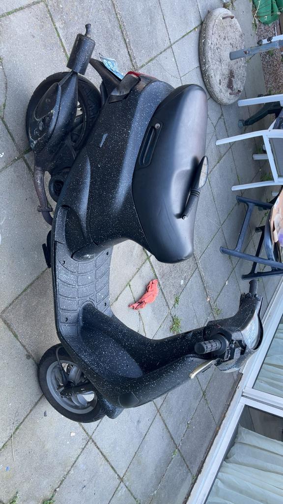 Piaggio Zip Type 3 70cc  Scooter te koop/teruil, Ophalen of Verzenden, Zo goed als nieuw, Benzine, Zip