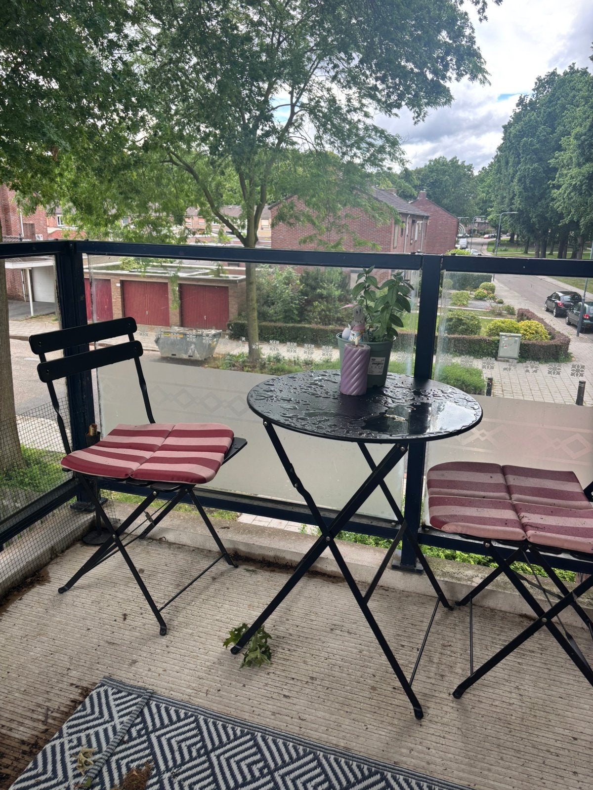 Bistro tafeltje (complete set), Ophalen of Verzenden, Gebruikt, Overige materialen, 2 zitplaatsen