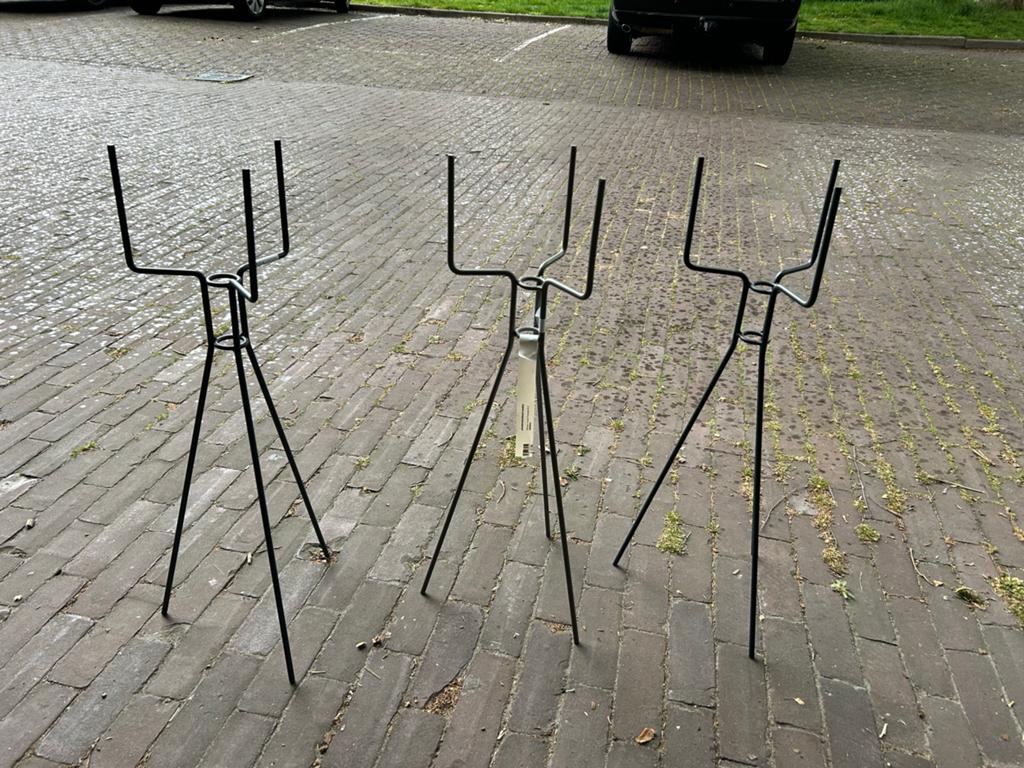 Metalen plantenstandaard / bloempot houder, Ophalen, Gebruikt, Balkon, Minder dan 60 cm