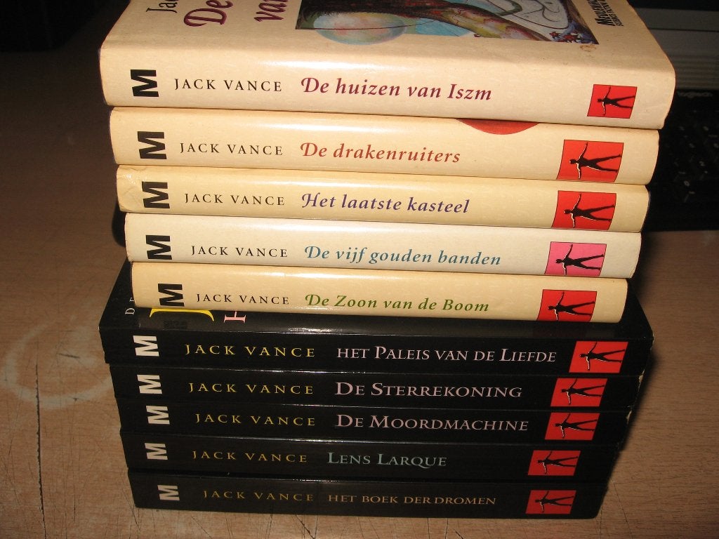Jack Vance  De Duivelsprinsen compleet + 5 xJubileum uitgave, Boeken, Science fiction, Ophalen of Verzenden, Zo goed als nieuw
