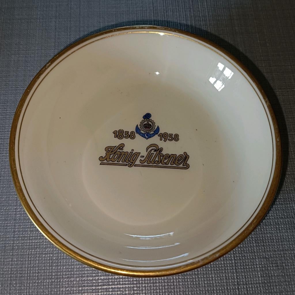 König Pilsener 100 jaar jubileum schaaltje 1858-1958, Ophalen of Verzenden, Zo goed als nieuw, Reclamebord, Plaat of Schild, Overige merken