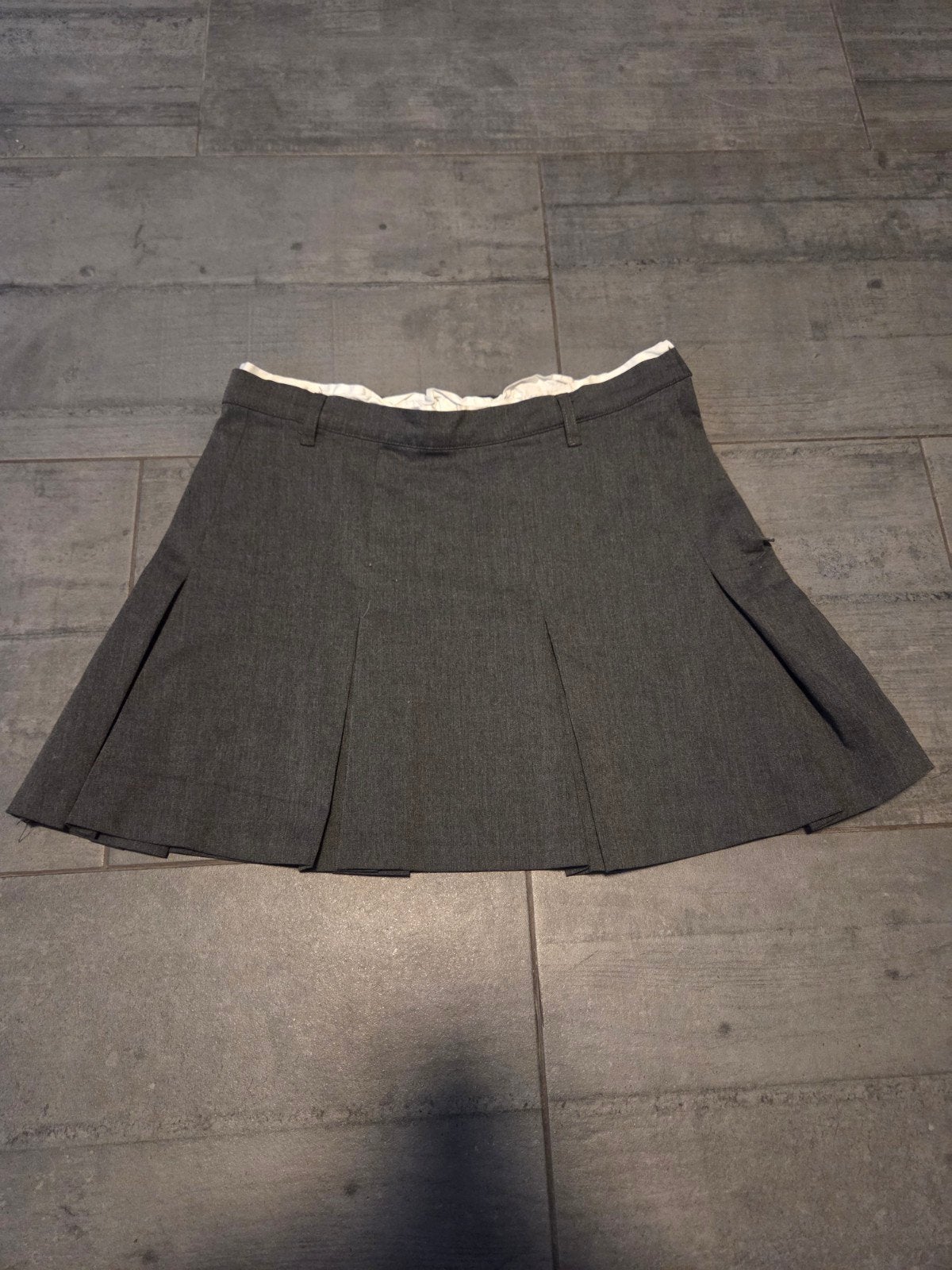 Grijze geplooide rok met verstelbare taille, Kleding | Dames, H&M, Ophalen of Verzenden, Zo goed als nieuw, Maat 34 (XS) of kleiner