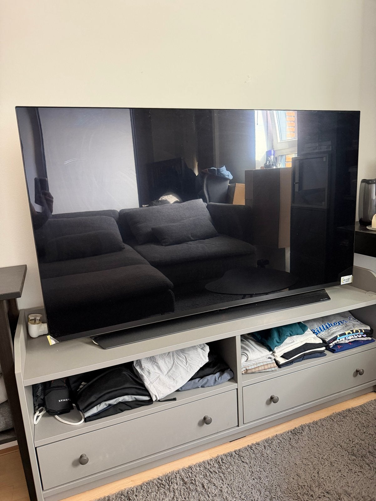 Foto 3 van LG OLED 55C16LA - Zo goed als nieuw met muurbeugel