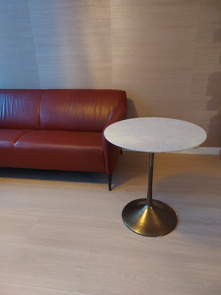 Stijlvolle en solide bijzet tafel, Ophalen, Overige materialen, 50 tot 100 cm, Elegant, warm