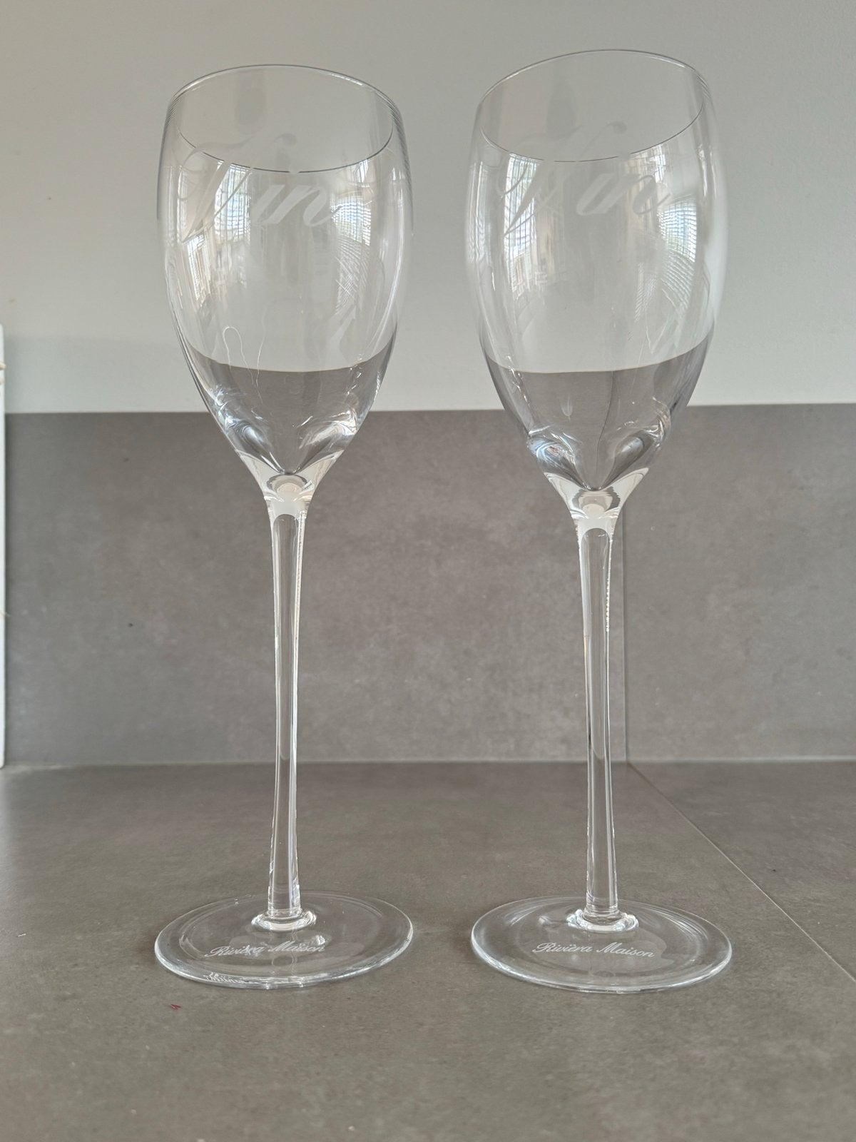 Riviera Maison 'Vin' wijnglazen - set van 2, Ophalen of Verzenden, Zo goed als nieuw, Riviera Maison, Glas