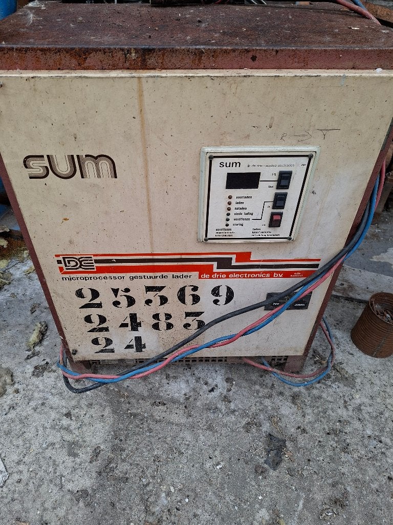 acculader 24 Volt, Ophalen, Gebruikt