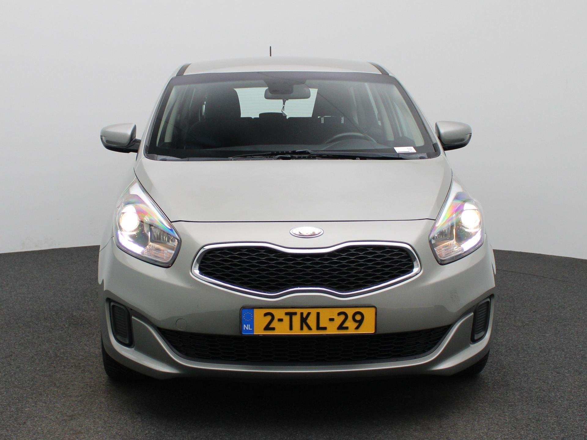 Kia Carens 1.6 GDi First Edition | 7-persoons | Achteruitrij, Voorwielaandrijving, Gebruikt, 1591 cc, 4 cilinders
