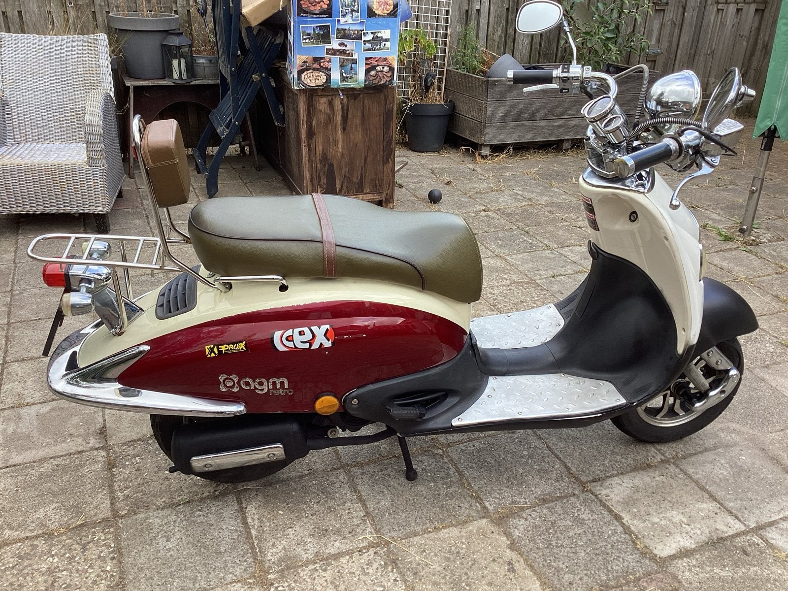 Rover Retro Scooter - Klassieke Stijl, Betrouwbaar Rijden, Fietsen en Brommers, Snorfietsen en Snorscooters, Ophalen, Gebruikt