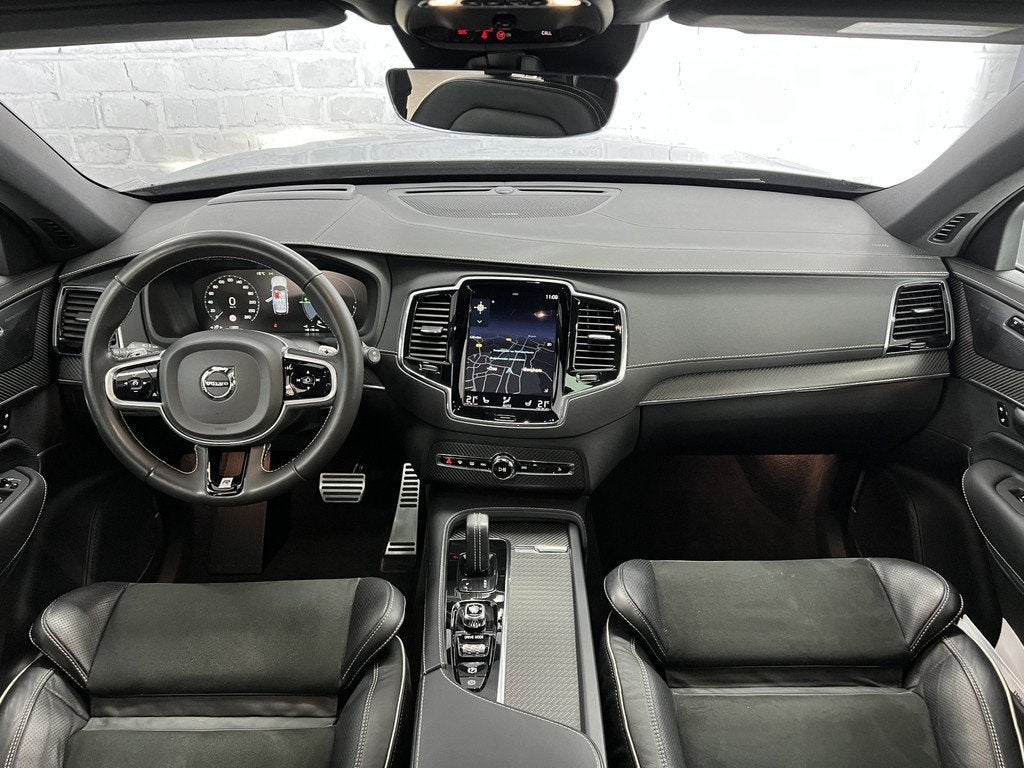 Volvo XC90 2.0 T8 PHEV AWD R-Design Luchtvering Pano Trekhaa, Auto's, Volvo, Gebruikt, Zwart, 4 cilinders, 1969 cc
