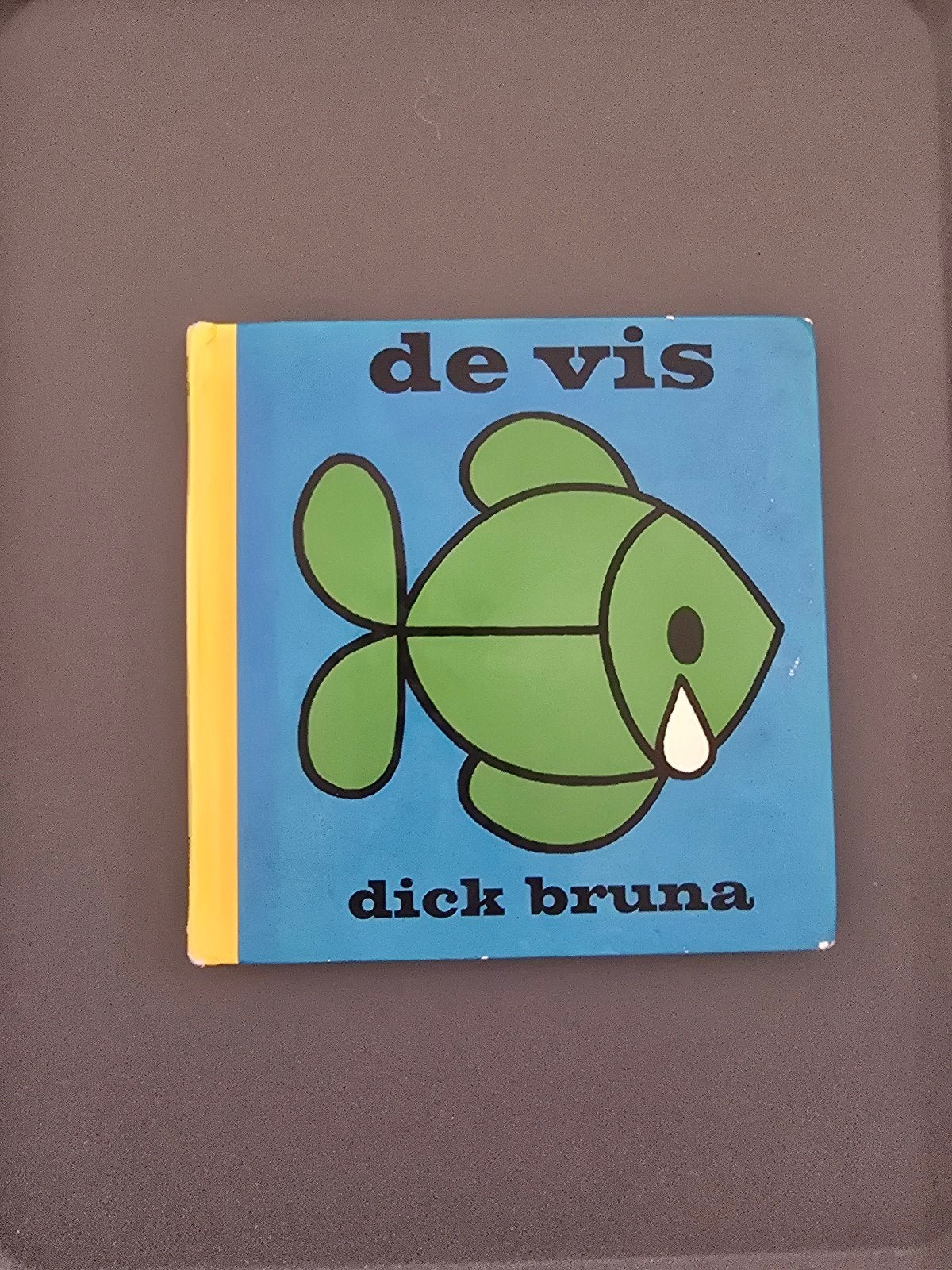 Dick Bruna boekje 'De Vis', Boeken, Gelezen, Fictie algemeen, Jongen of Meisje, Ophalen of Verzenden
