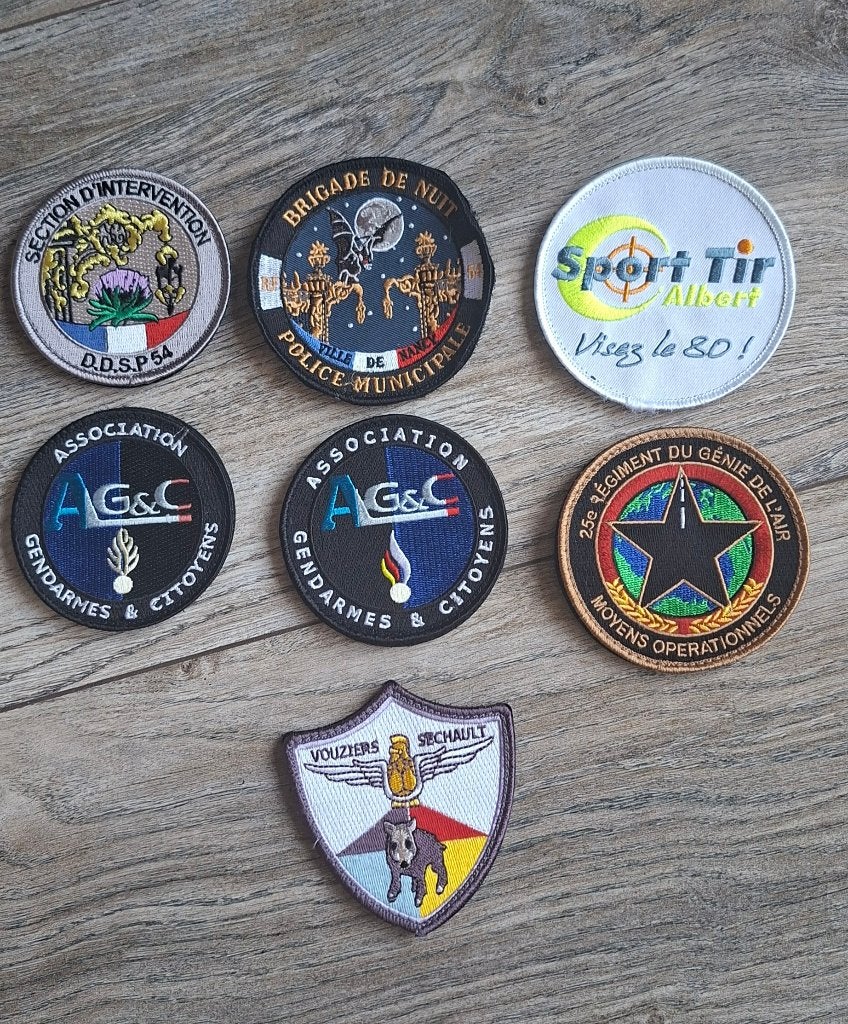 Diverse Franse ecussons/emblemen, Verzamelen, Ophalen of Verzenden, Overige soorten, Overige gebieden, Embleem of Badge