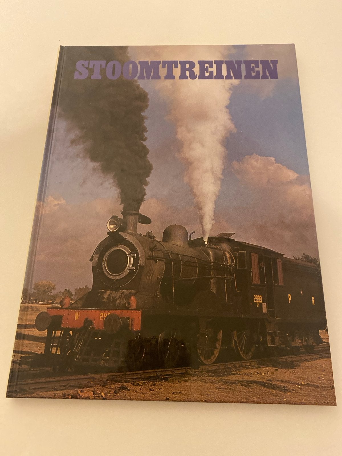 Stoomtreinen Boek - Geschiedenis en Techniek, Boeken, Ophalen of Verzenden, Zo goed als nieuw