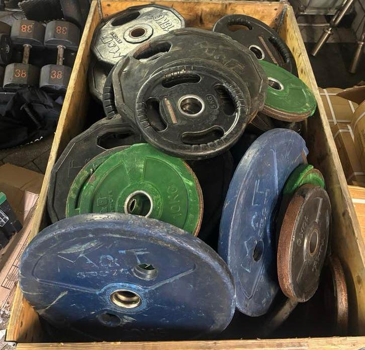 Diverse gebruikte Olympische halterschijven - €1,50/kg, Ophalen, Halterschijven, Divers, Divers
