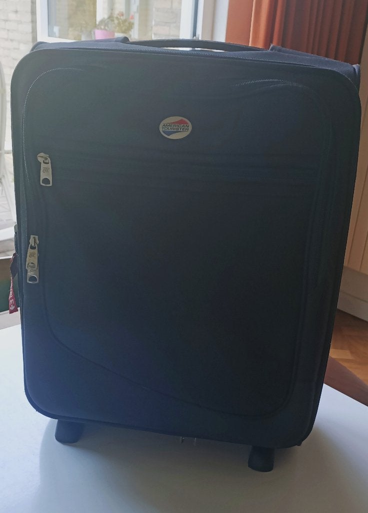 Koffer, american tourister Samsonite, zwart, zacht rolkoffer, Wieltjes, Overige materialen, 50 tot 60 cm, Ophalen of Verzenden