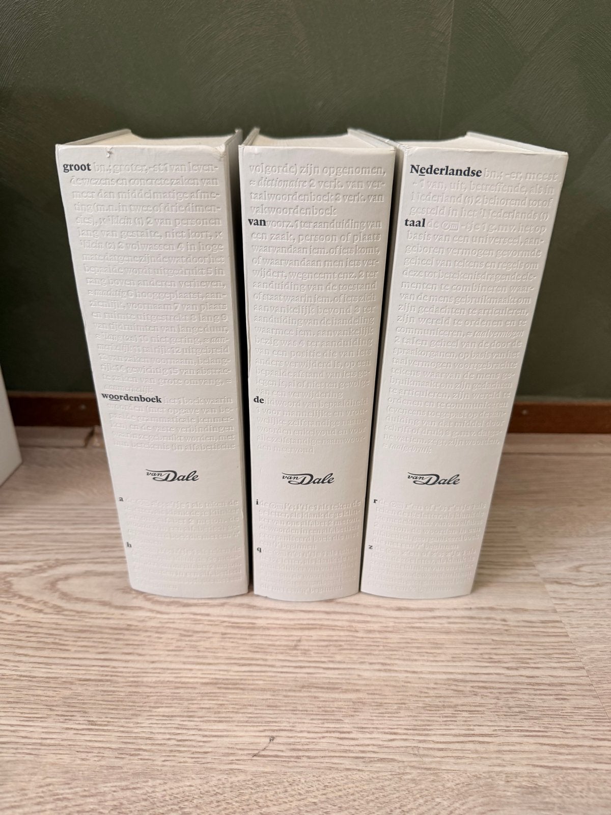 3-delige Van Dale Groot Woordenboek der Nederlandse Taal, Ophalen, Gelezen, Van Dale, Nederlands
