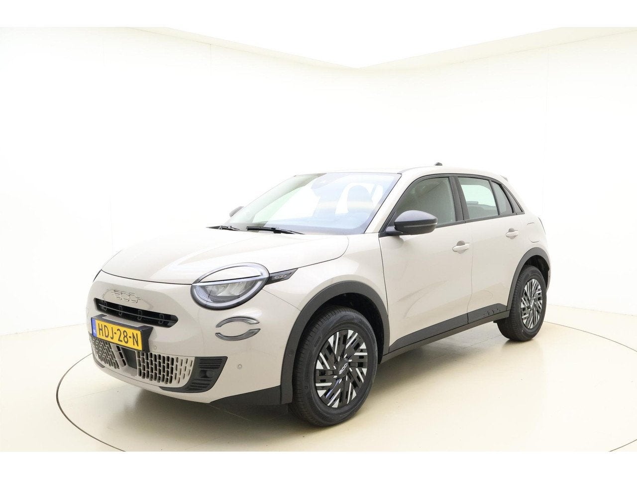 Fiat 600 1.2 Hybrid Urban 136 PK | Navigatie | Keyless | Cli, Auto's, Fiat, Automaat, 145 pk, Gebruikt, 1199 cc
