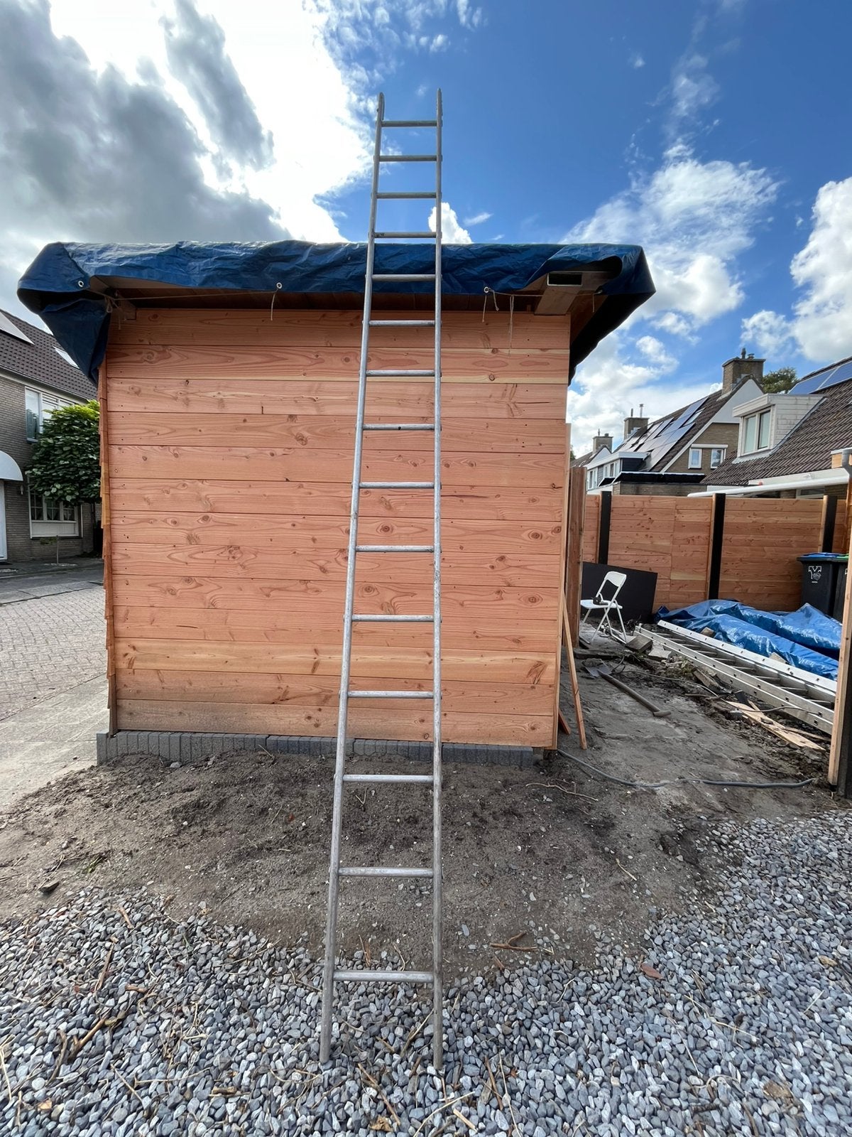 Aluminium ladder 32 cm breed , 3.95m lang, Ophalen, Zo goed als nieuw, 4 meter of meer